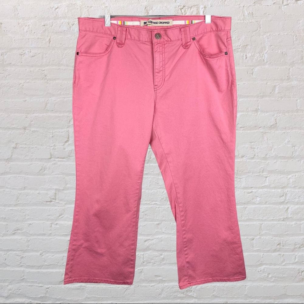 GAP Pink Cropped Capris with Slight Flare